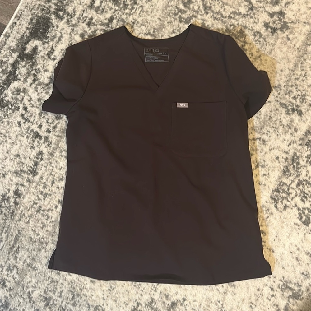 FIGS Scrub Top
